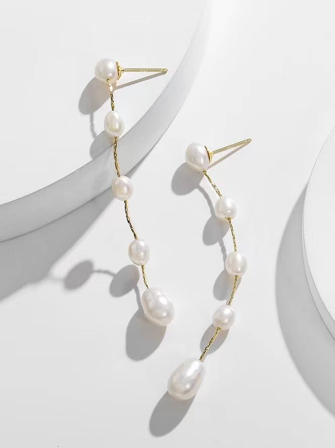 Boucles d'oreilles Larmes du matin en perles d'eau douce véritables