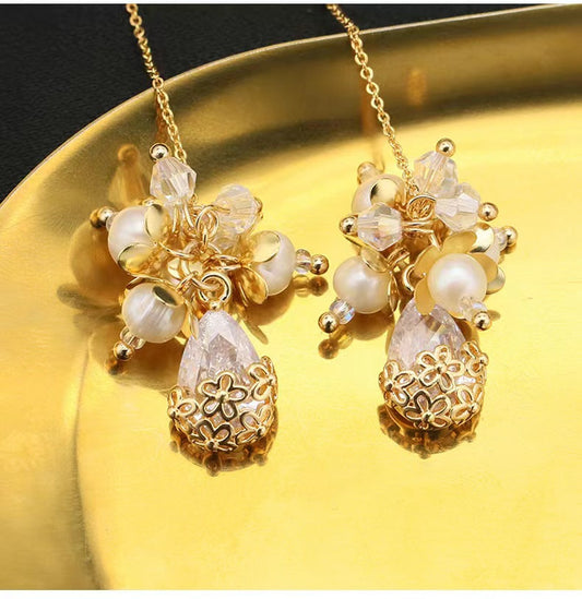 Boucles d'oreilles Lilith en véritables perles d'eau douce baroques (édition limitée)