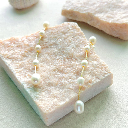 Pendientes de perlas de agua dulce auténticas con forma de lágrima matutina