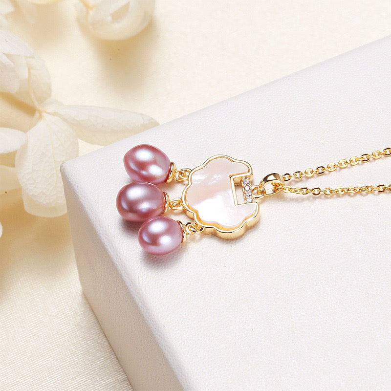 Collier porte-bonheur en laiton plaqué or 18 carats avec véritable perle d'eau douce