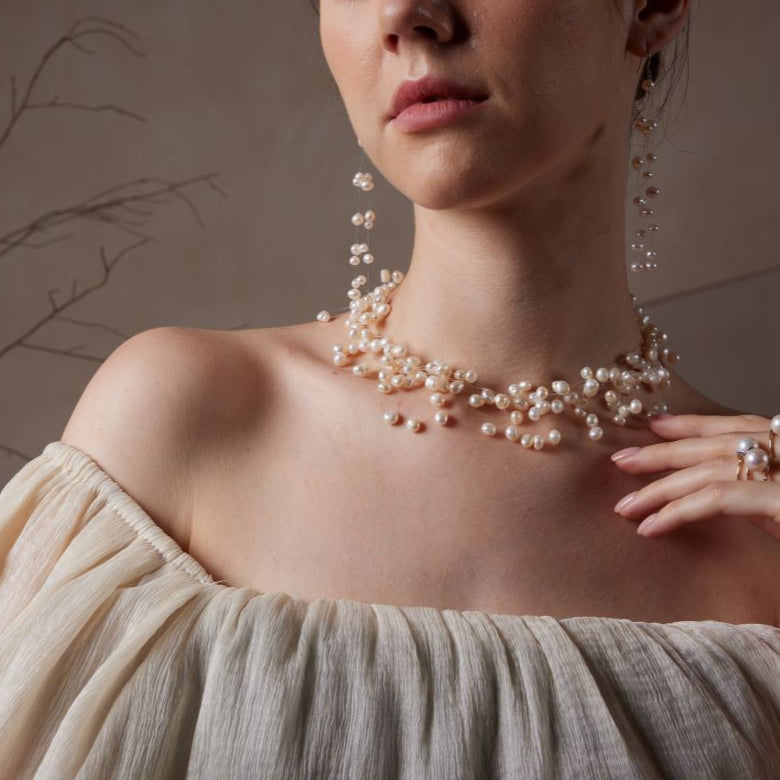 Collar de flores de fuegos artificiales