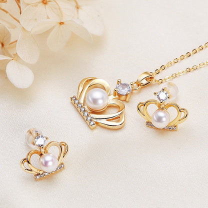 Brass Plated with 18K Gold Genuine Freshwater Pearl Crown Set - Side Angle View - Elegant Pearl Jewelry by Kikyo Pearl London