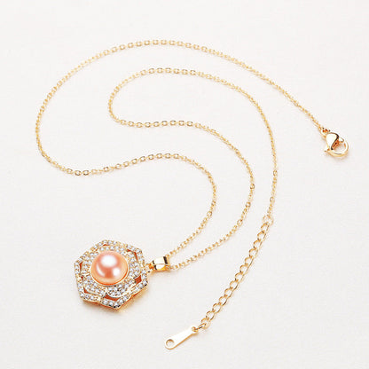 Brass Plated with 18K Gold Genuine Freshwater Pearl Ocean Rose Necklace
