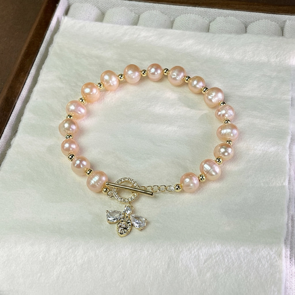 Freshwater Pearl Happy Bee Bracelet look2
