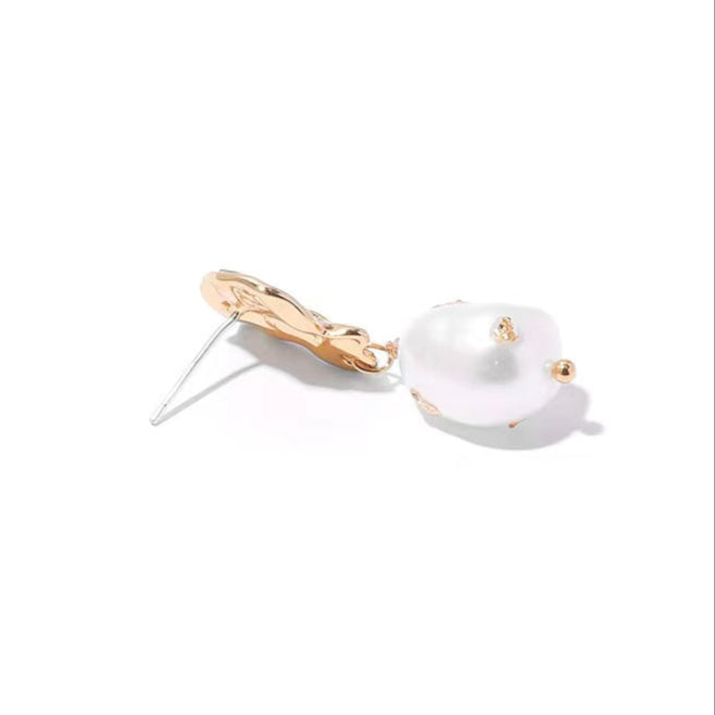 Genuine Freshwater Baroque Pearl Emerald Earrings