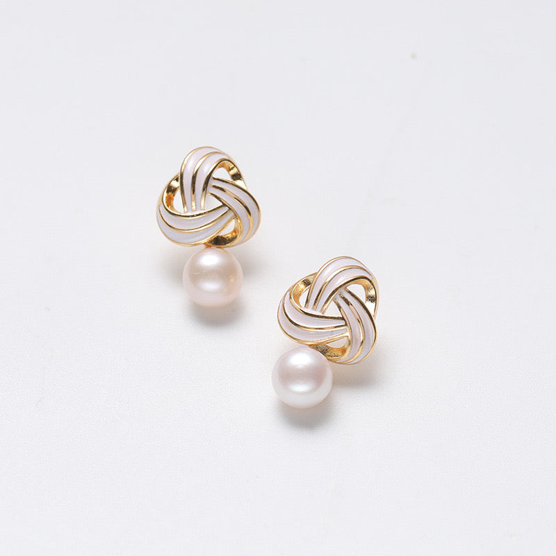 Genuine Freshwater Pearl Bliss Earrings - Lifestyle/Scale View - Elegant Pearl Jewelry by Kikyo Pearl London