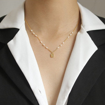 Genuine Freshwater Pearl Gold Medal Necklace