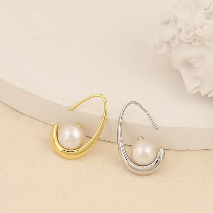 S925 Silver Genuine Freshwater Pearl Cradle Earrings