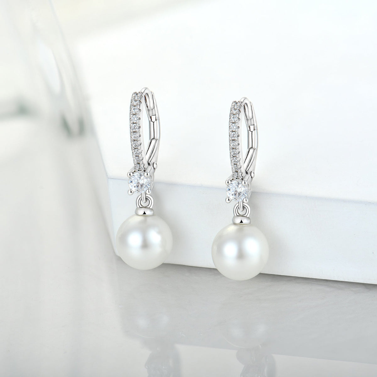 S925 Silver Genuine Freshwater Pearl Diamond Wisper Earrings