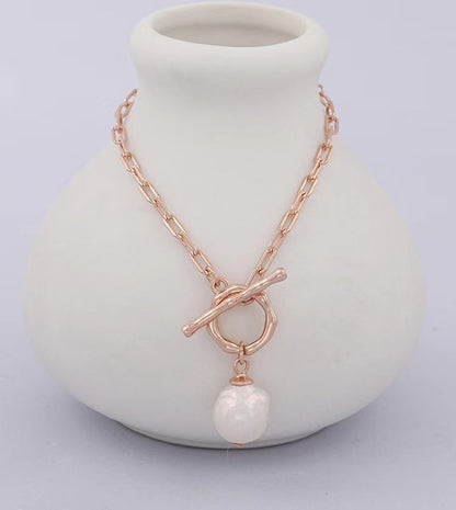 Collar de plata maciza S925 con auténtica perla barroca y un sueño hecho realidad
