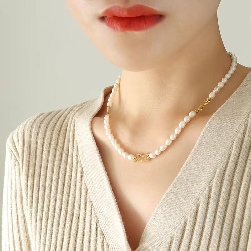 Collar de estrella fugaz de titanio con perla de agua dulce genuina