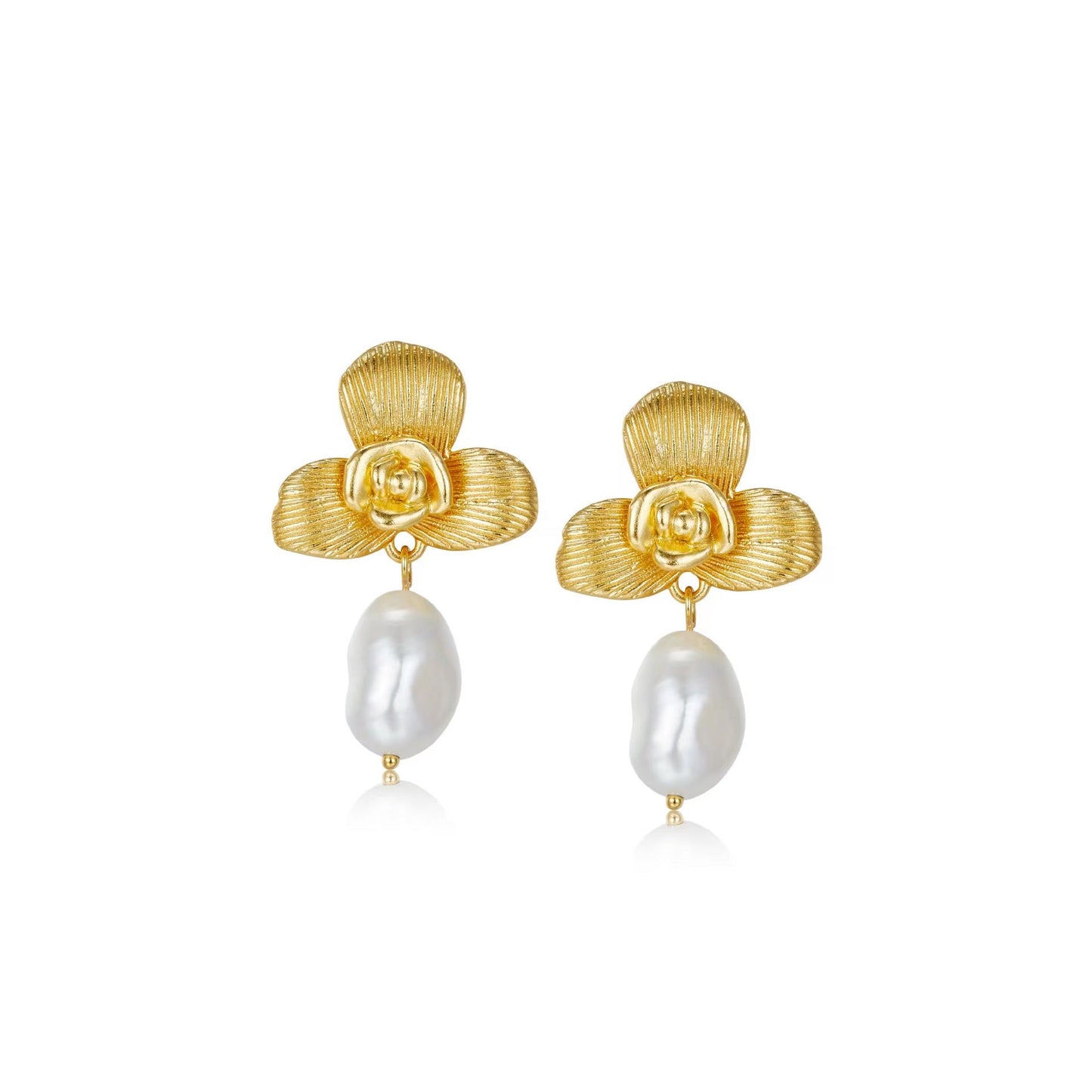 Pendientes de flores florecientes de perlas de agua dulce naturales genuinas