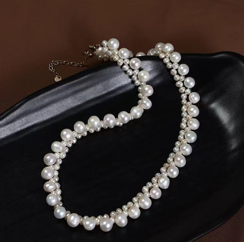 Collar de la Diosa del Resplandor con Perlas de Agua Dulce Genuinas