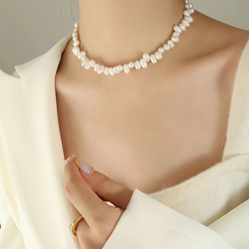Collar de arroz de acero y titanio con perla de agua dulce genuina