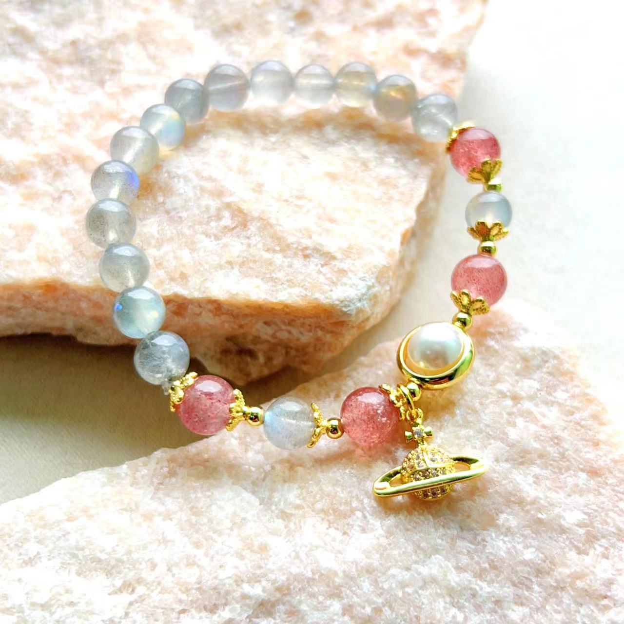 Pulsera Saturno de piedra lunar y cristal de fresa