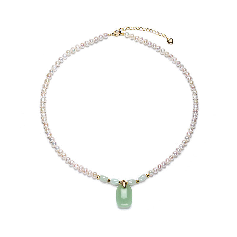 Collier en jade et perles d'eau douce véritables