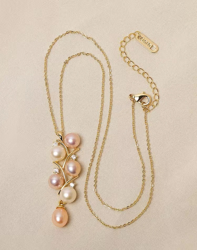 Collar de uva con perlas de agua dulce genuinas