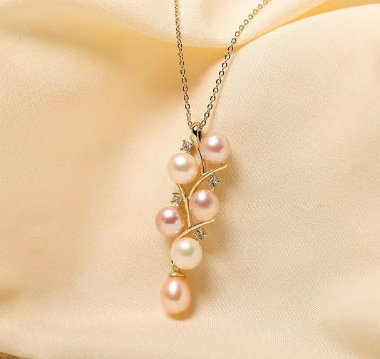 Collar de uva con perlas de agua dulce genuinas