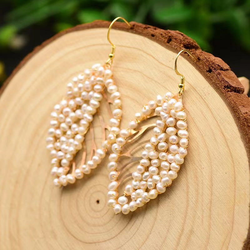 Pendientes de hojas inmortales con perlas de agua dulce genuinas