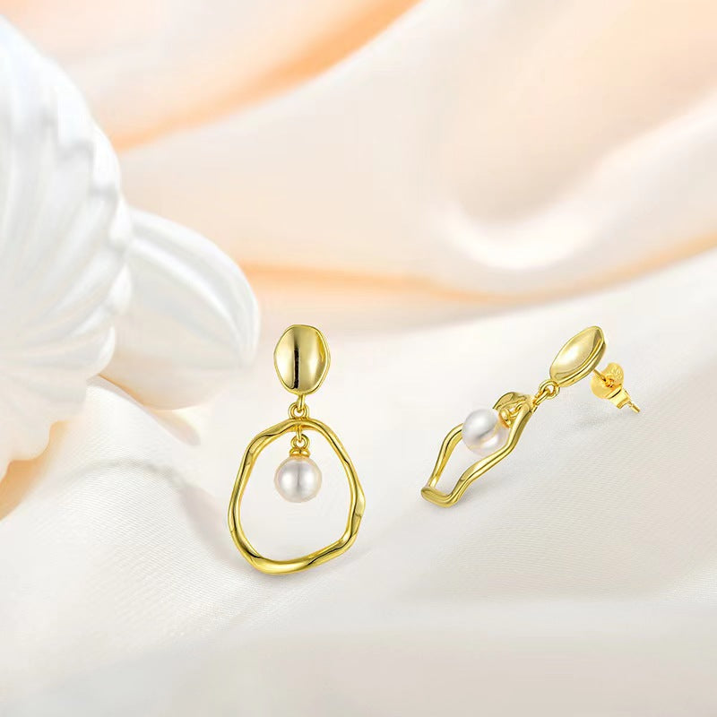Boucles d'oreilles en or avec perles d'eau douce véritables