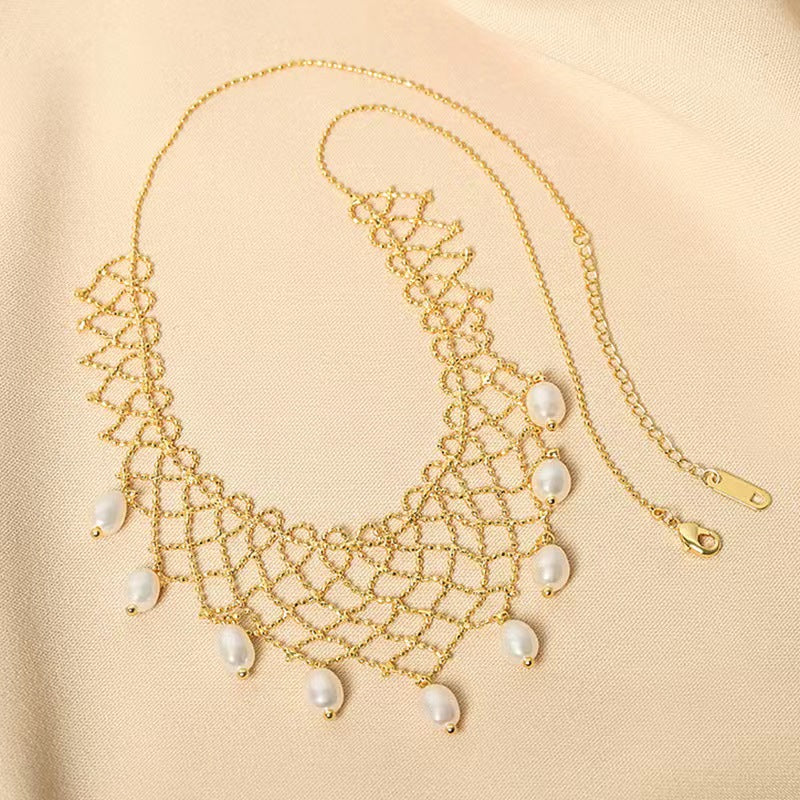 Collar de encaje de perlas de agua dulce genuinas