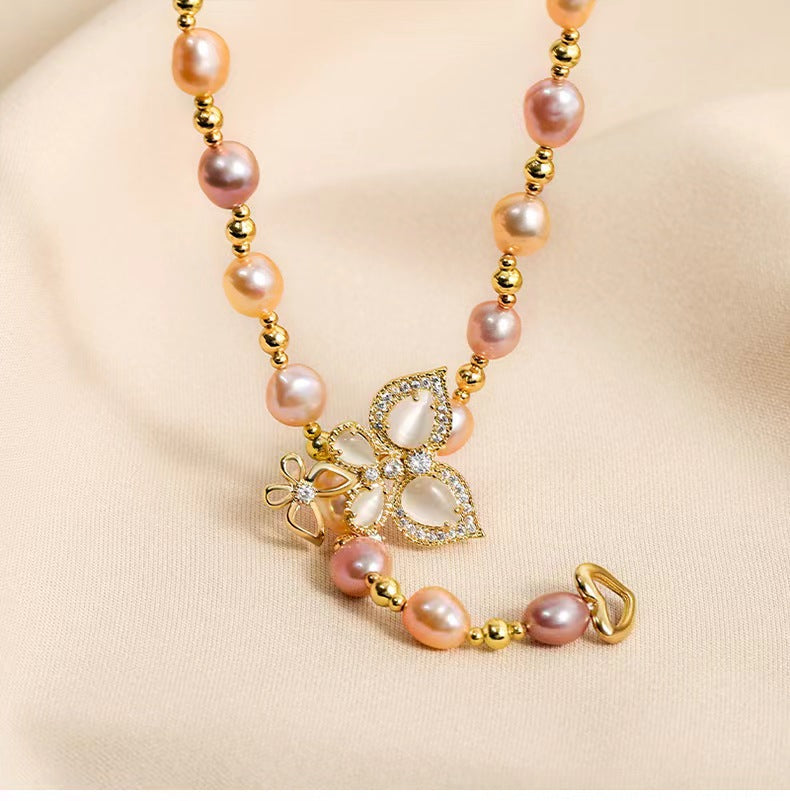 Collar de Cecilia con perlas de agua dulce genuinas