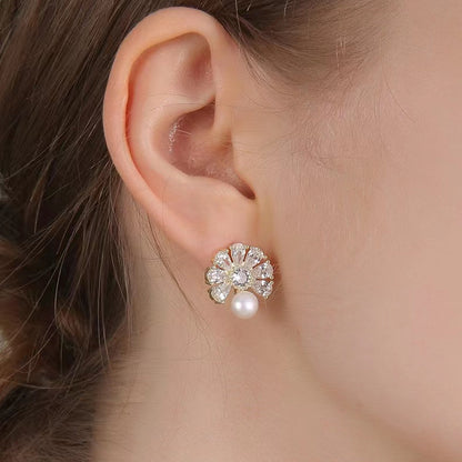 Genuine Freshwater Pearl Fan Earrings