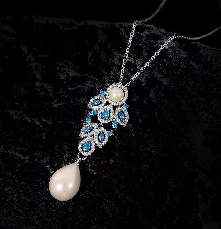 Genuine freshwater pearl blue diamond necklace - side view