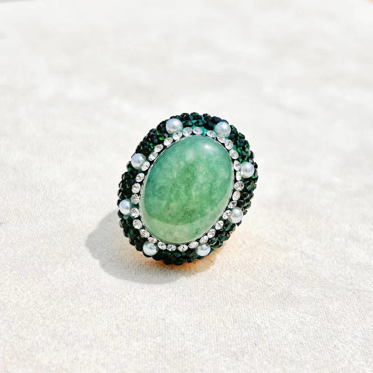 Bague Fitze en véritable perle baroque naturelle et jade