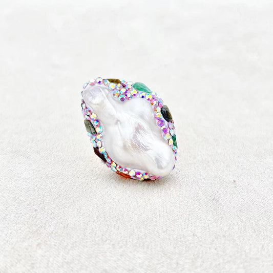 Genuine Natural Baroque Pearl & Natural Crystal Isse Ring